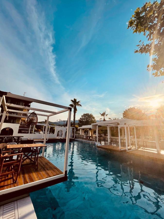Hotel Afrodite Neoi Poroi Exteriör bild