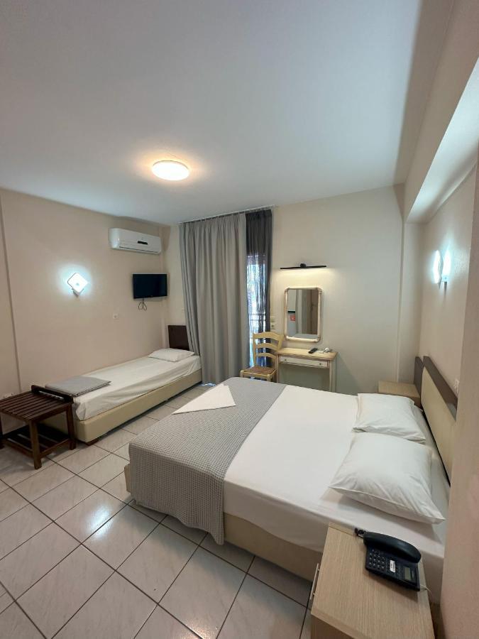 Hotel Afrodite Neoi Poroi Exteriör bild