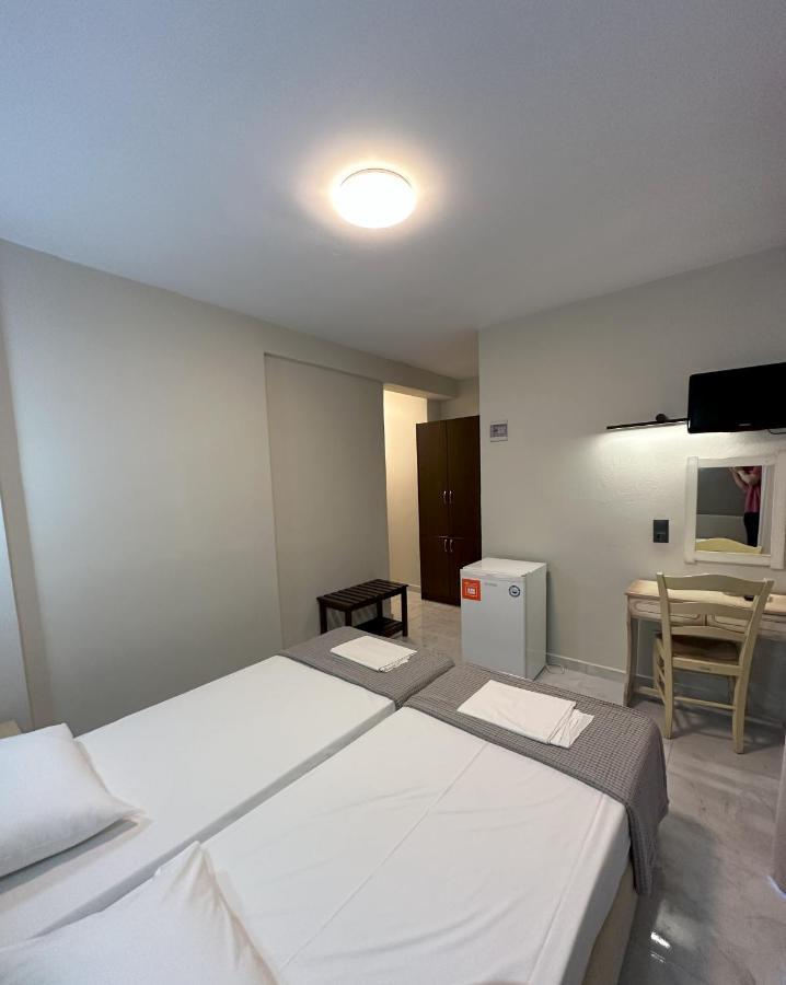 Hotel Afrodite Neoi Poroi Exteriör bild